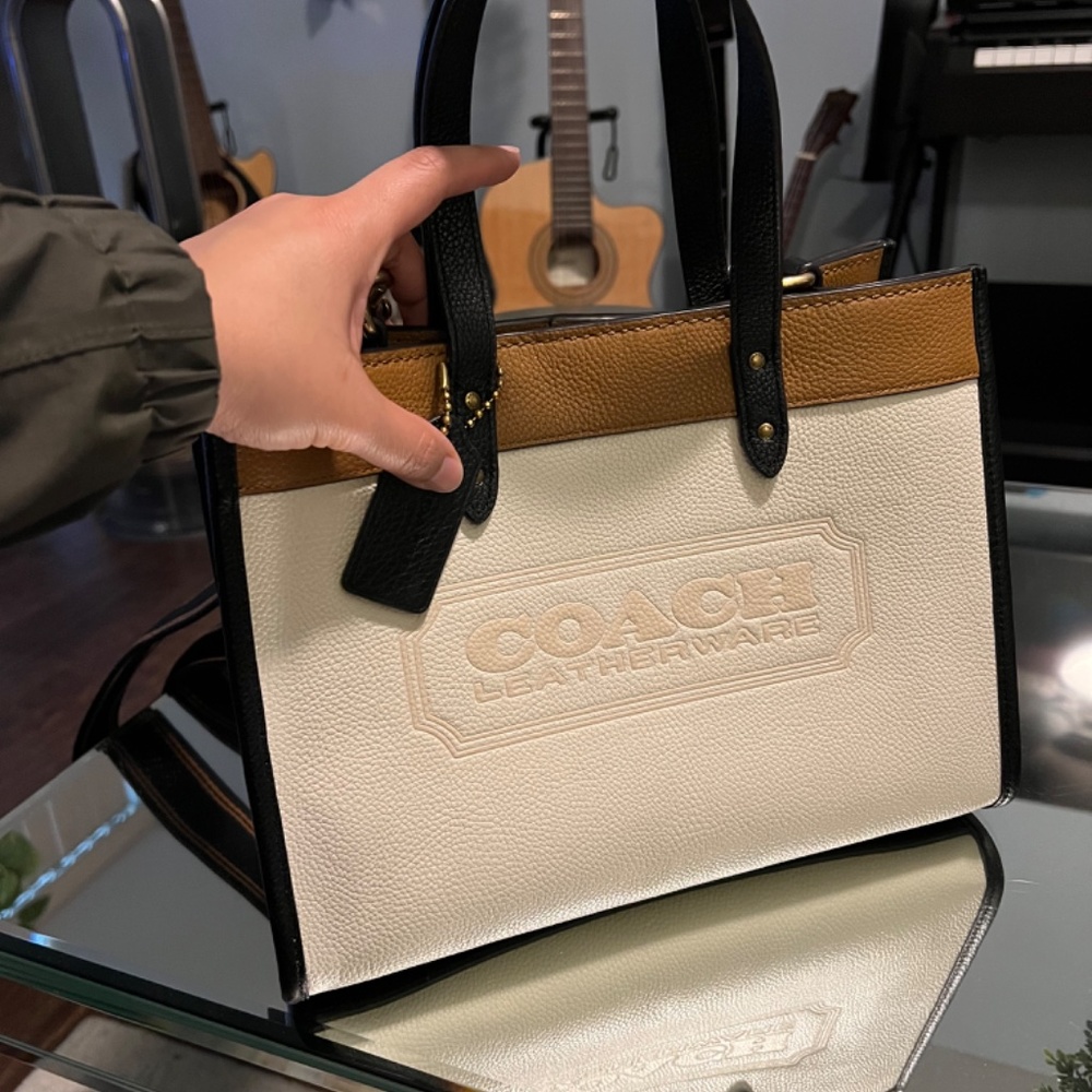 Coach Color Block Field Tote 30 - Picture 6 of 6